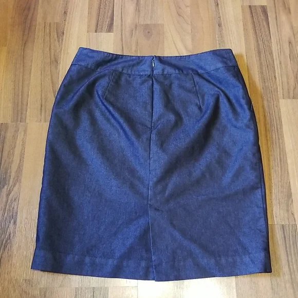 3/$15 or 5/$25 Dark Navy Blue Career Pencil Skirt, Size 8 - Picture 6 of 8
